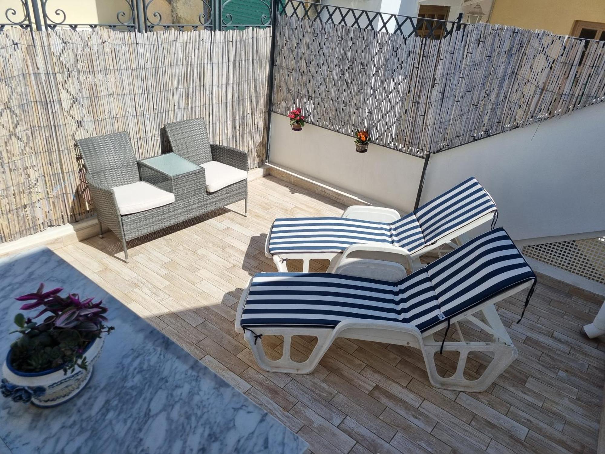 Romy Blu Apartment Капри Екстериор снимка